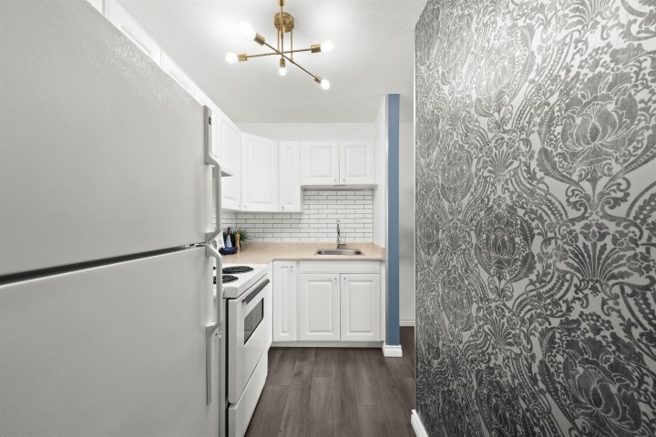 Photo 12 at 203 - 2244 Mcgill Street, Hastings, Vancouver East