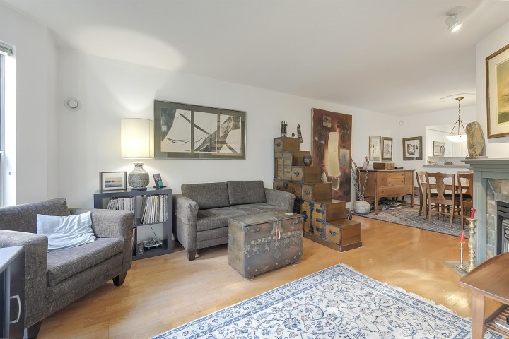 Photo 5 at 109 - 2288 W 12th Avenue, Kitsilano, Vancouver West