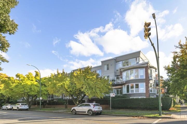 Photo 24 at 109 - 2288 W 12th Avenue, Kitsilano, Vancouver West