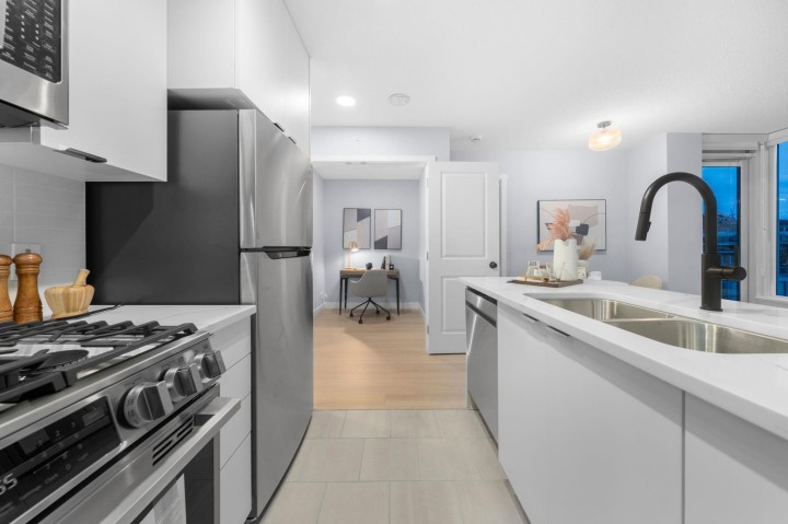 Photo 10 at 2101 - 1001 Richards Street, Downtown VW, Vancouver West