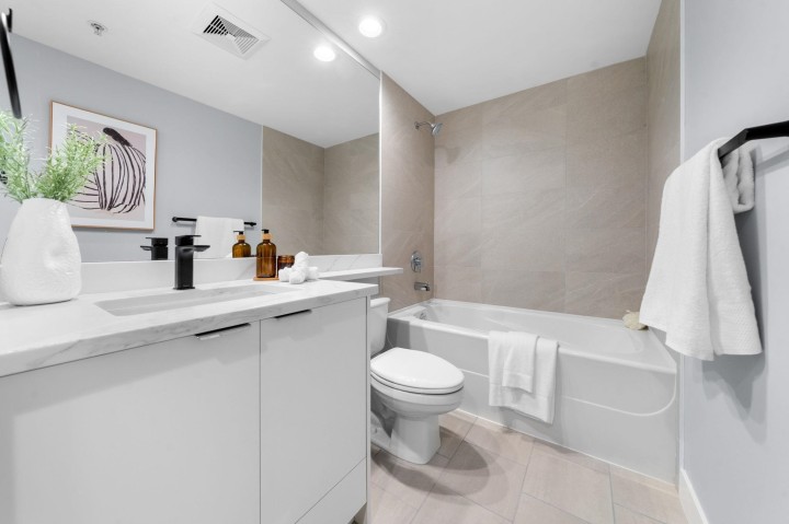 Photo 19 at 2101 - 1001 Richards Street, Downtown VW, Vancouver West