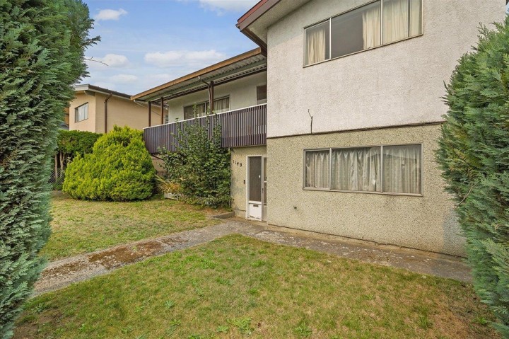 Photo 4 at 1149 E 63rd Avenue, South Vancouver, Vancouver East