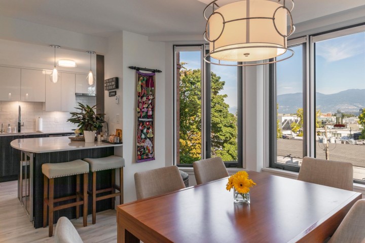 Photo 12 at 410 - 2201 Pine Street, Fairview VW, Vancouver West