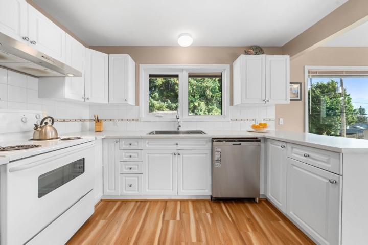 Photo 7 at 1025 Beaufort Road, Indian River, North Vancouver