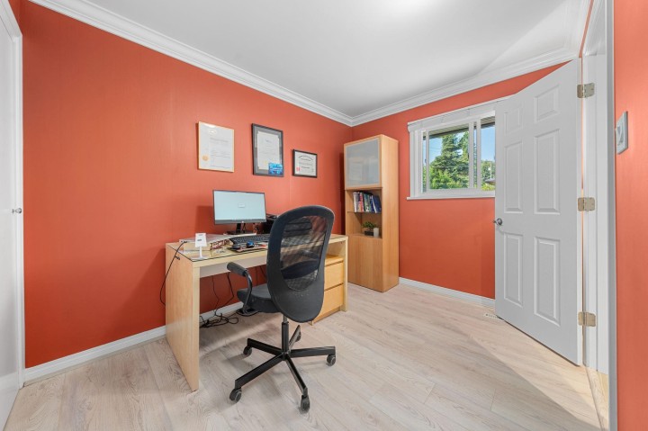 Photo 15 at 1025 Beaufort Road, Indian River, North Vancouver