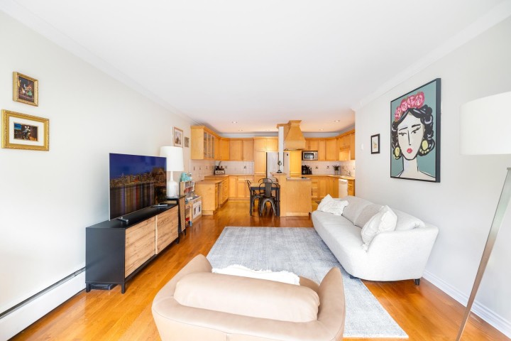 Photo 13 at 301 - 1235 W 15th Avenue, Fairview VW, Vancouver West