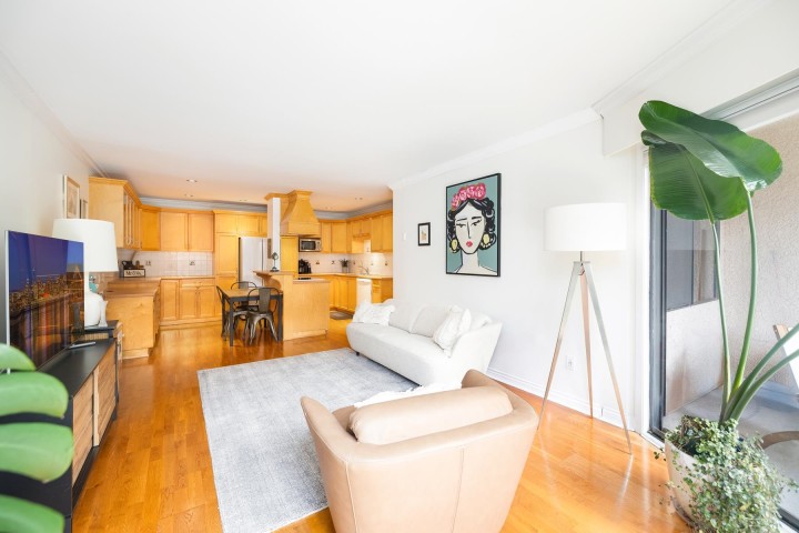 Photo 14 at 301 - 1235 W 15th Avenue, Fairview VW, Vancouver West