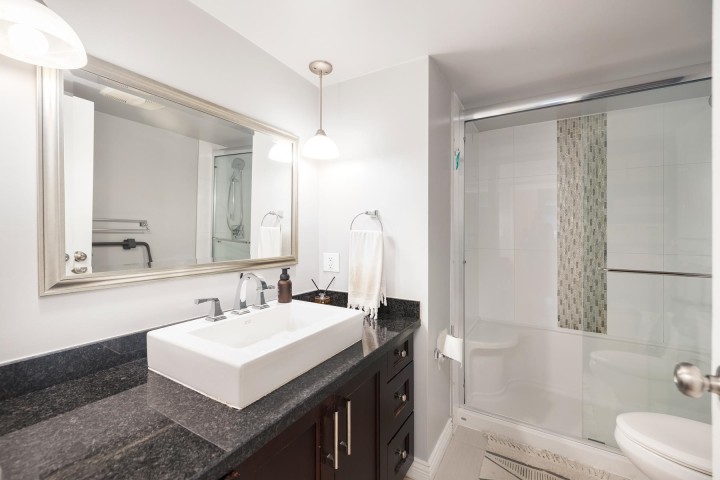 Photo 19 at 301 - 1235 W 15th Avenue, Fairview VW, Vancouver West