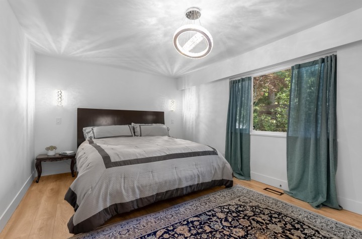 Photo 8 at 1286 Wellington Drive, Lynn Valley, North Vancouver