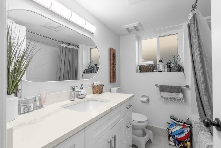 Photo 25 at 1286 Wellington Drive, Lynn Valley, North Vancouver