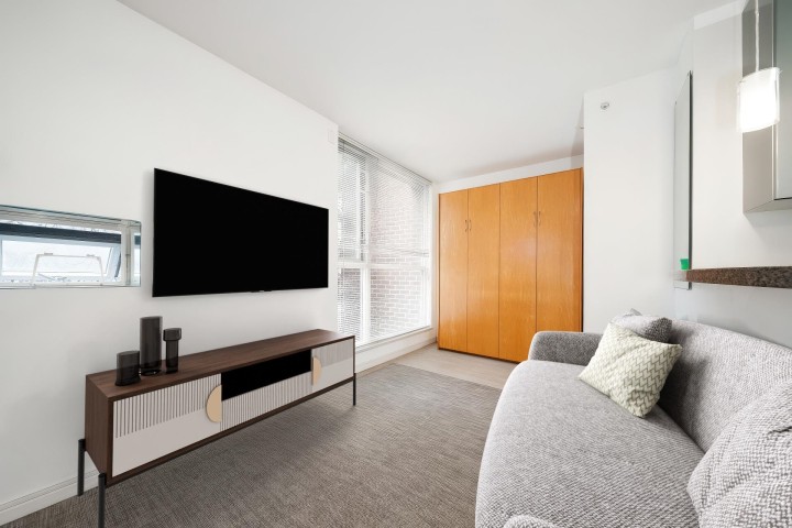 Photo 12 at 305 - 1068 Hornby Street, Downtown VW, Vancouver West