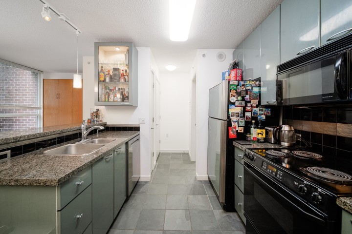 Photo 21 at 305 - 1068 Hornby Street, Downtown VW, Vancouver West