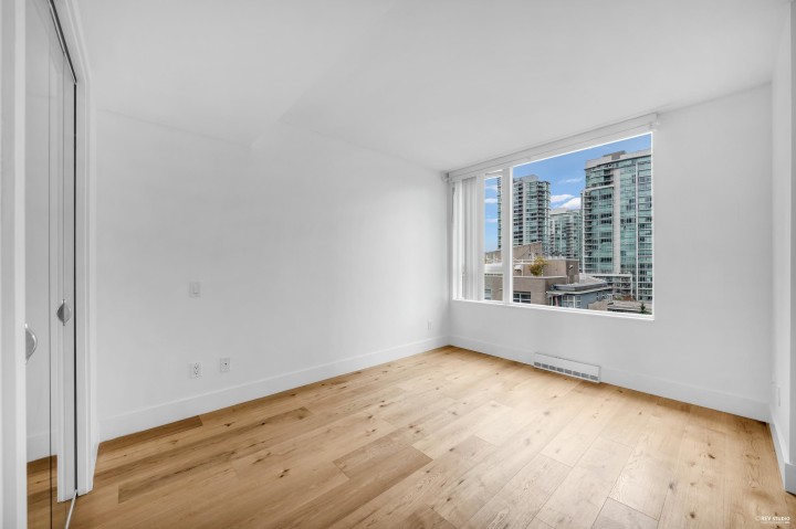 Photo 19 at 806 - 590 Nicola Street, Coal Harbour, Vancouver West