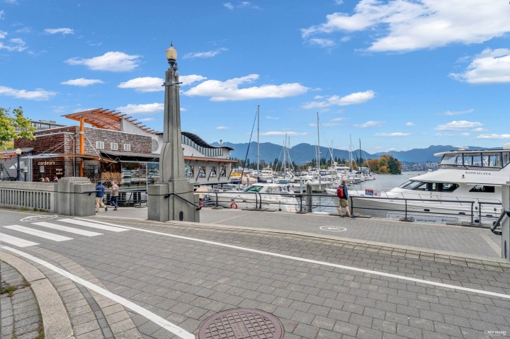 Photo 29 at 806 - 590 Nicola Street, Coal Harbour, Vancouver West