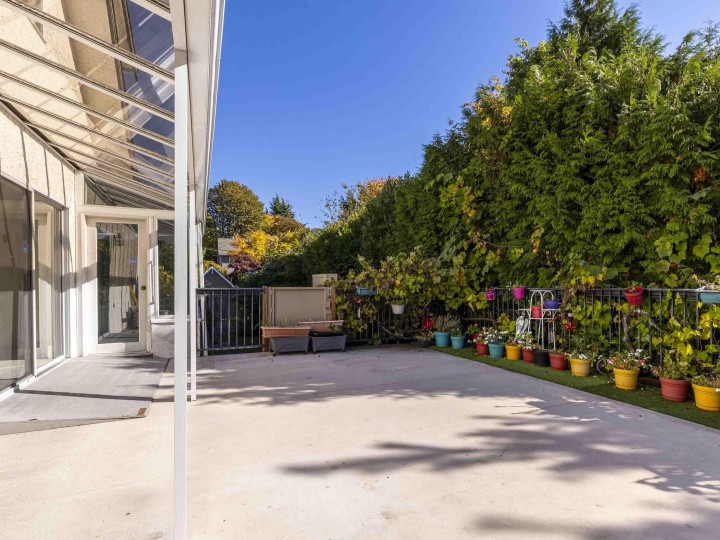 Photo 13 at 5950 Macdonald Street, Kerrisdale, Vancouver West