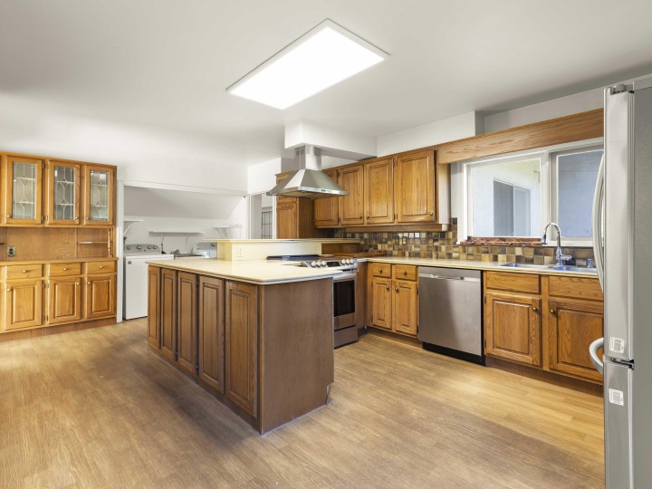 Photo 17 at 5950 Macdonald Street, Kerrisdale, Vancouver West