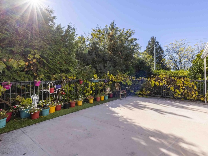 Photo 12 at 5950 Macdonald Street, Kerrisdale, Vancouver West