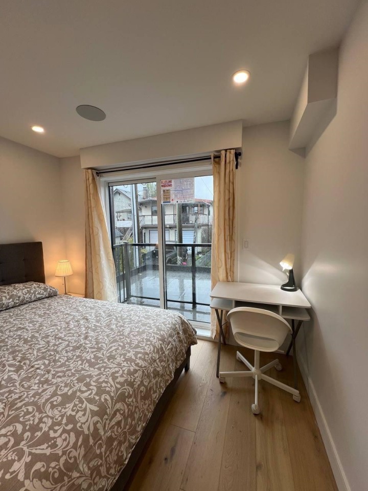 Photo 15 at 2885 E Georgia Street, Renfrew VE, Vancouver East