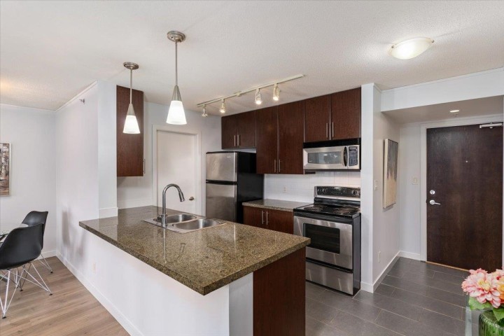 Photo 1 at 1805 - 58 Keefer Place, Downtown VW, Vancouver West