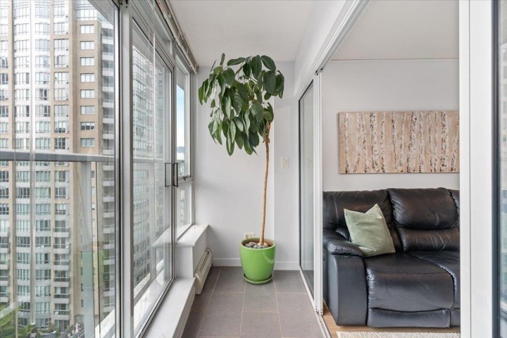 Photo 10 at 1805 - 58 Keefer Place, Downtown VW, Vancouver West