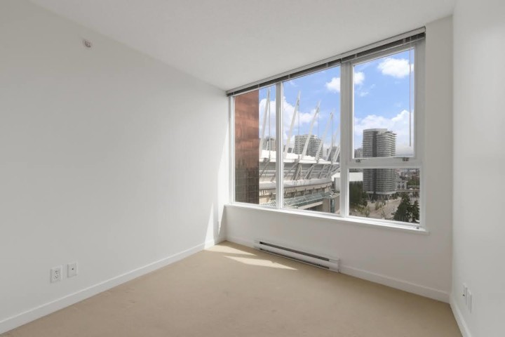 Photo 13 at 1902 - 33 Smithe Street, Downtown VW, Vancouver West