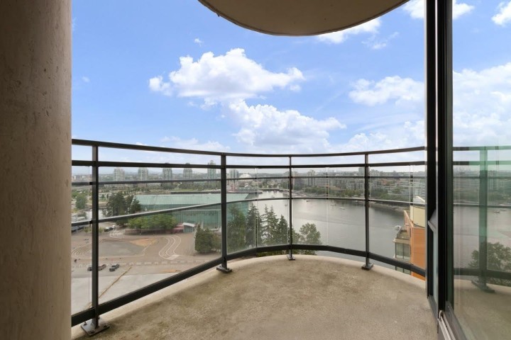 Photo 20 at 1902 - 33 Smithe Street, Downtown VW, Vancouver West