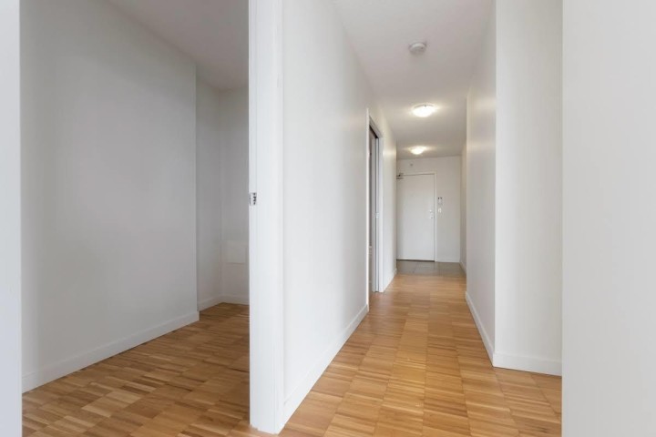 Photo 10 at 1902 - 33 Smithe Street, Downtown VW, Vancouver West