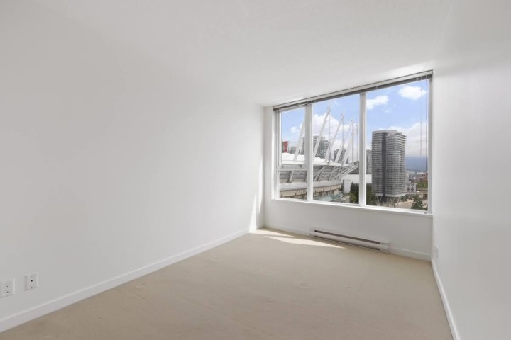 Photo 15 at 1902 - 33 Smithe Street, Downtown VW, Vancouver West