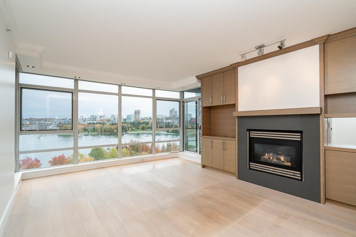 Photo 3 at 1003 - 1483 Homer Street, Yaletown, Vancouver West