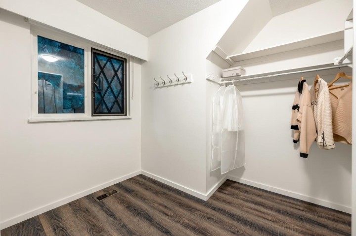 Photo 22 at 1550 Palmerston Avenue, Ambleside, West Vancouver