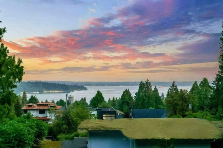 Photo 1 at 1550 Palmerston Avenue, Ambleside, West Vancouver