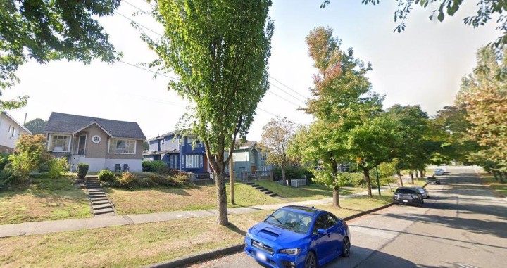 Photo 3 at 2772 E 5th Avenue, Renfrew VE, Vancouver East