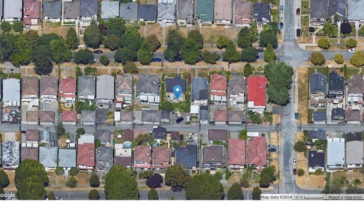 Photo 4 at 2772 E 5th Avenue, Renfrew VE, Vancouver East