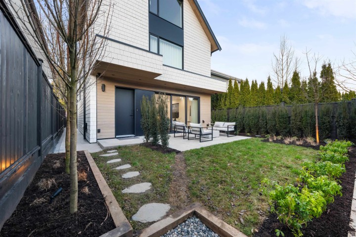 Photo 32 at 2 - 280 E 32 Avenue, Main, Vancouver East