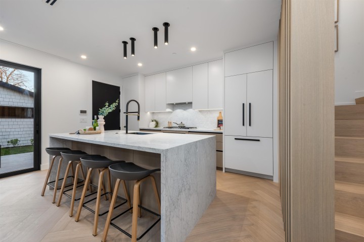 Photo 5 at 2 - 280 E 32 Avenue, Main, Vancouver East