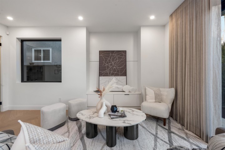 Photo 11 at 2 - 280 E 32 Avenue, Main, Vancouver East