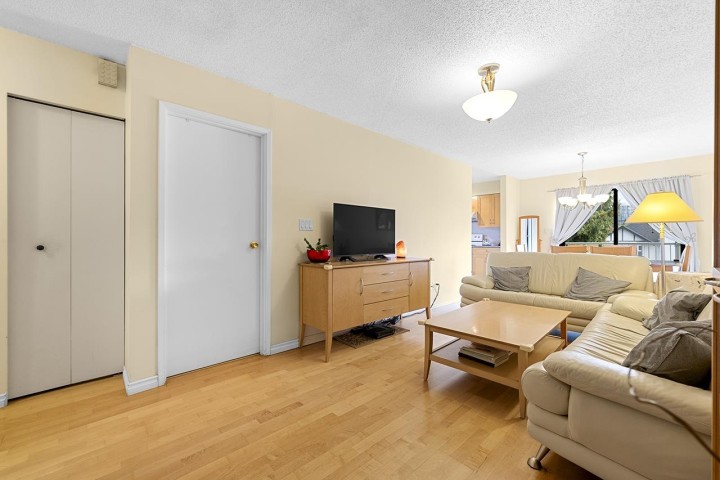 Photo 3 at 8416 - 8420 Shaughnessy Street, Marpole, Vancouver West