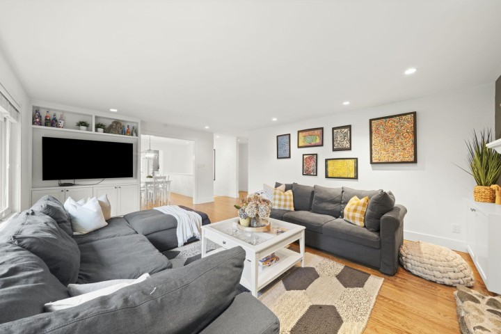 Photo 5 at 5540 Greenleaf Road, Eagle Harbour, West Vancouver