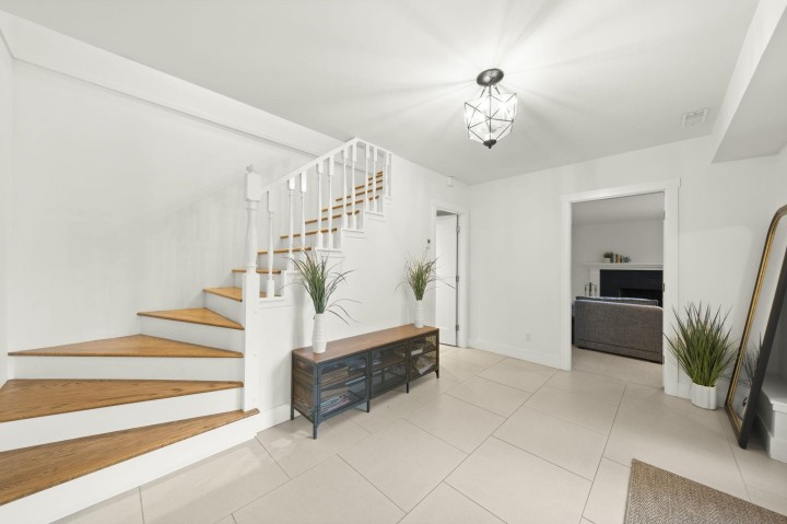 Photo 9 at 5540 Greenleaf Road, Eagle Harbour, West Vancouver