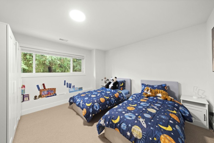 Photo 14 at 5540 Greenleaf Road, Eagle Harbour, West Vancouver