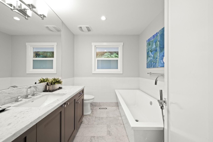 Photo 15 at 5540 Greenleaf Road, Eagle Harbour, West Vancouver