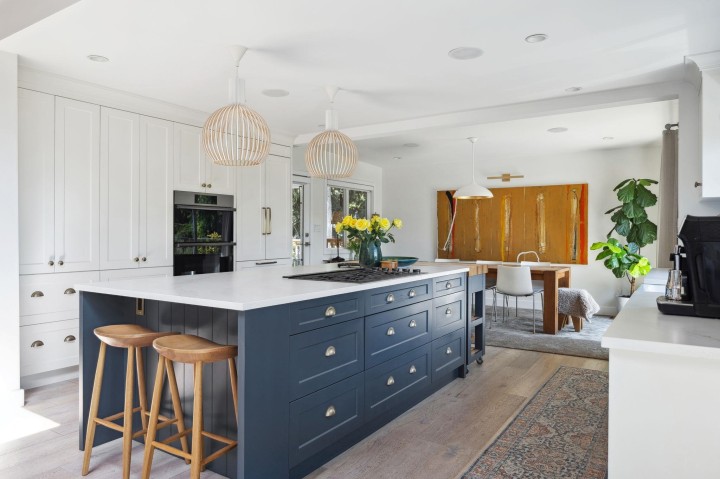 Photo 1 at 4445 Stone Court, Cypress, West Vancouver