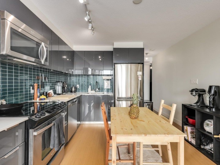 Photo 7 at 912 - 1325 Rolston Street, Downtown VW, Vancouver West