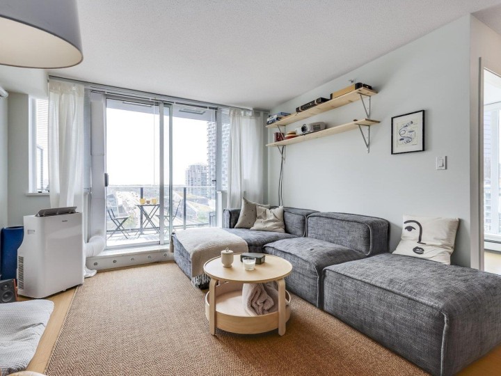 Photo 3 at 912 - 1325 Rolston Street, Downtown VW, Vancouver West