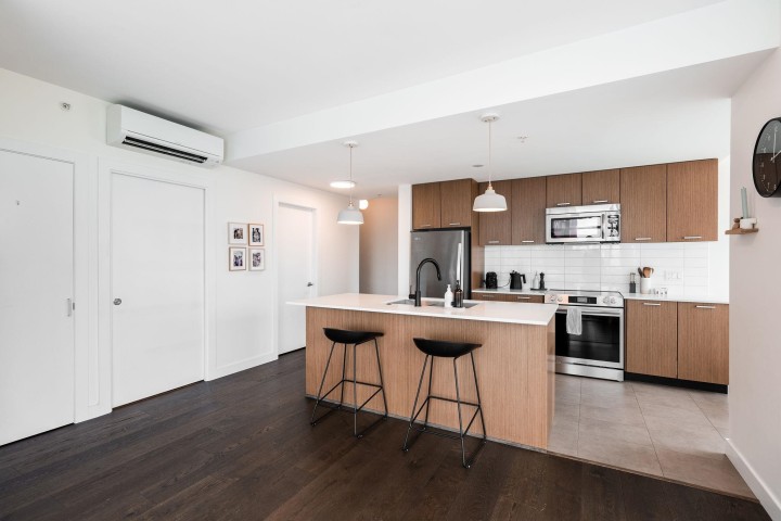 Photo 9 at 709 - 2321 Scotia Street, Mount Pleasant VE, Vancouver East