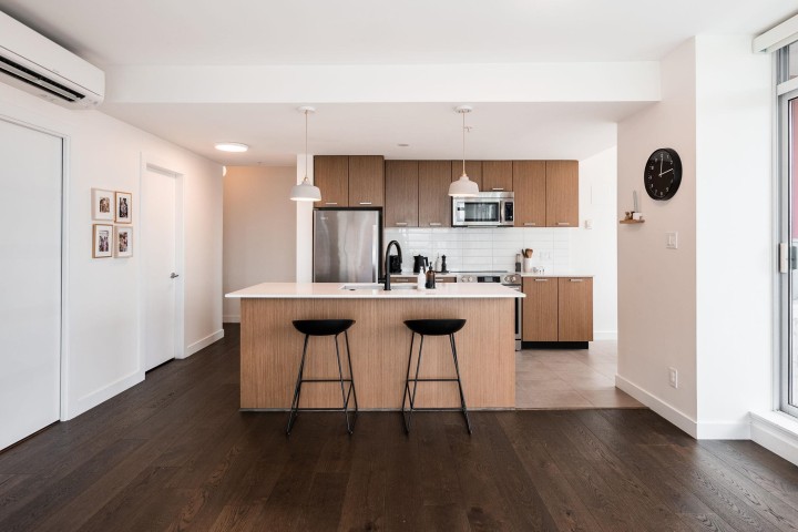 Photo 10 at 709 - 2321 Scotia Street, Mount Pleasant VE, Vancouver East