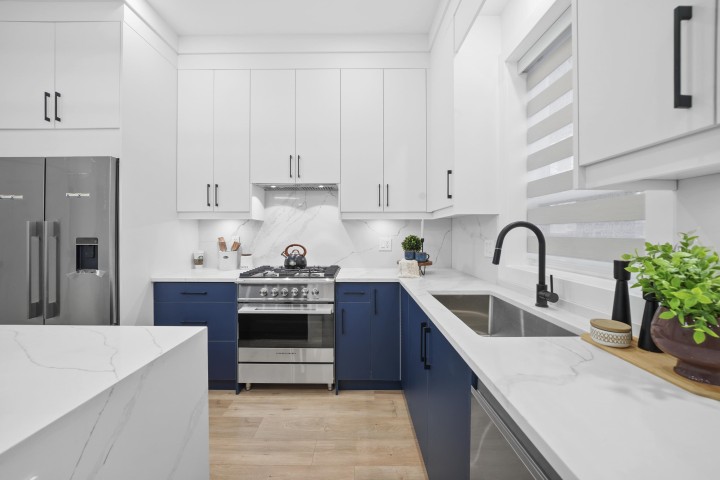 Photo 6 at 2995 E 17th Avenue, Renfrew Heights, Vancouver East