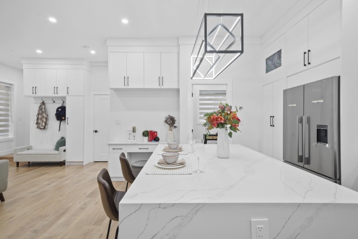 Photo 7 at 2995 E 17th Avenue, Renfrew Heights, Vancouver East