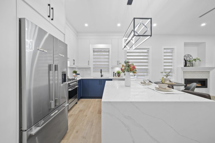 Photo 3 at 2995 E 17th Avenue, Renfrew Heights, Vancouver East