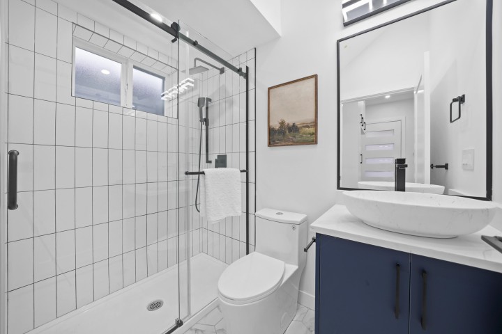 Photo 14 at 2995 E 17th Avenue, Renfrew Heights, Vancouver East